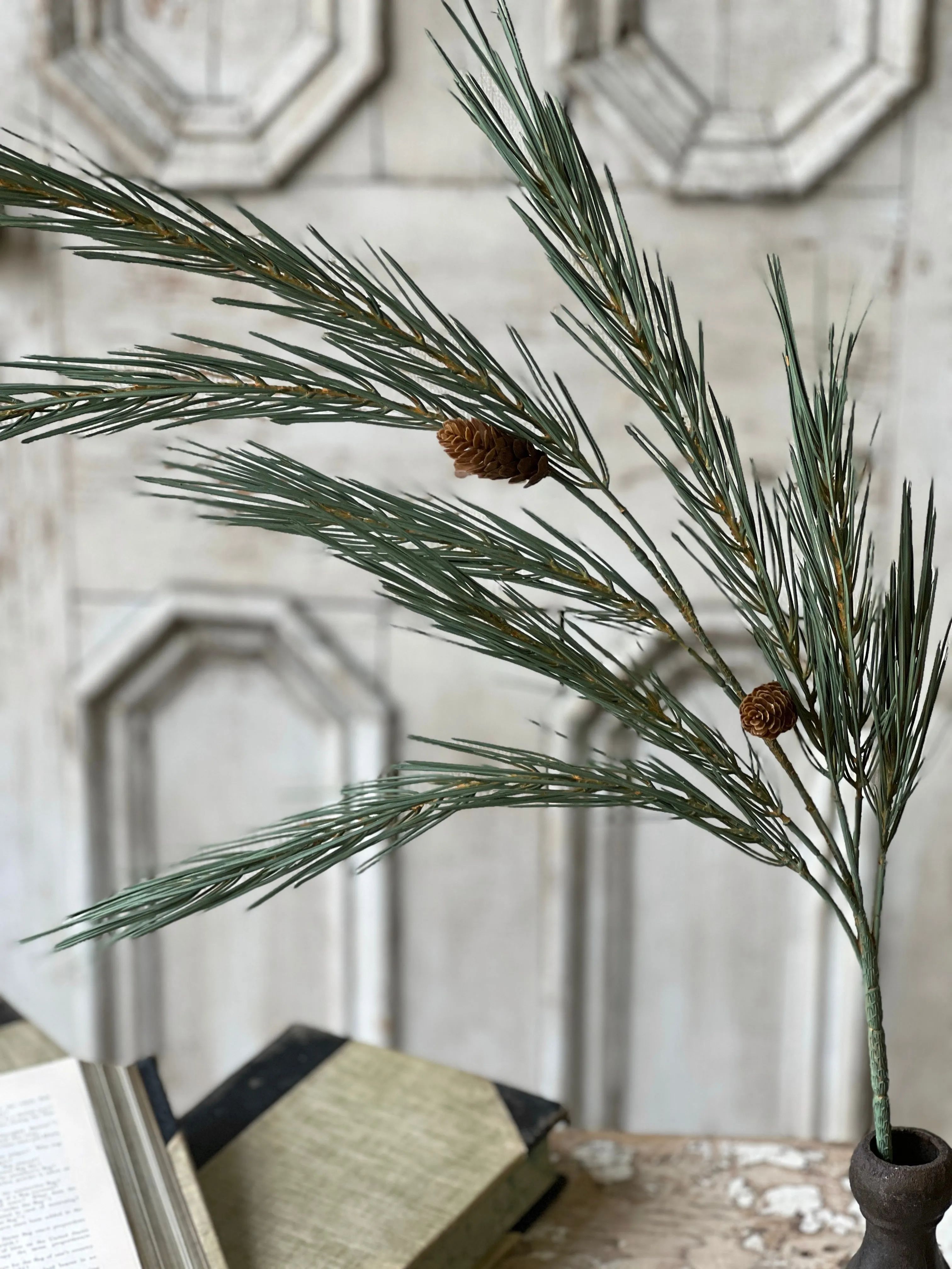 Pendulum Pine Spray | 33.5"